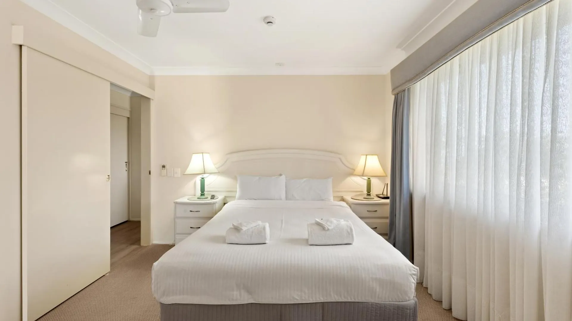 Aparthotel Charlton On The Esplanade Hervey Bay Austrálie