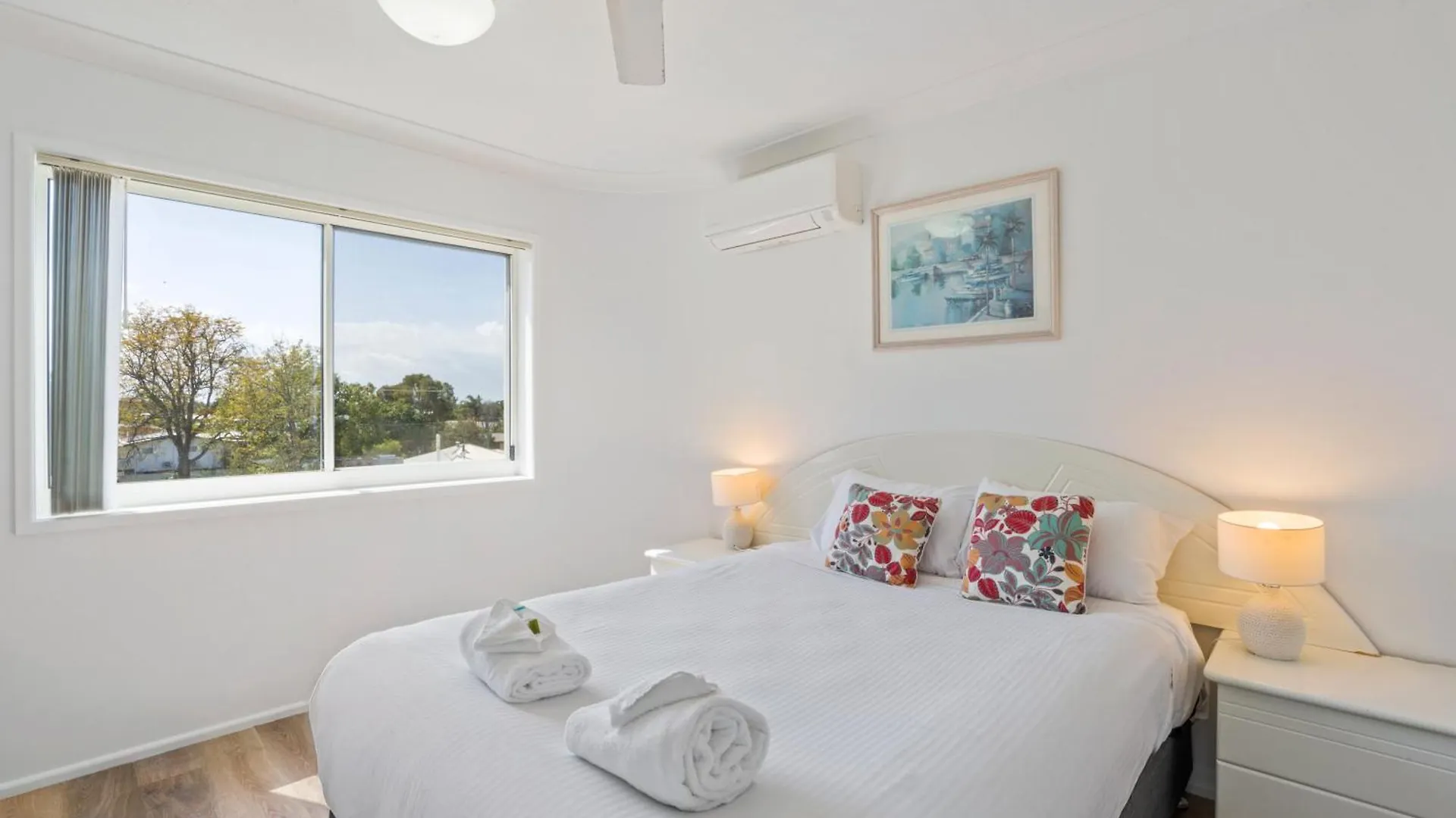 Aparthotel Charlton On The Esplanade Hervey Bay 4*,