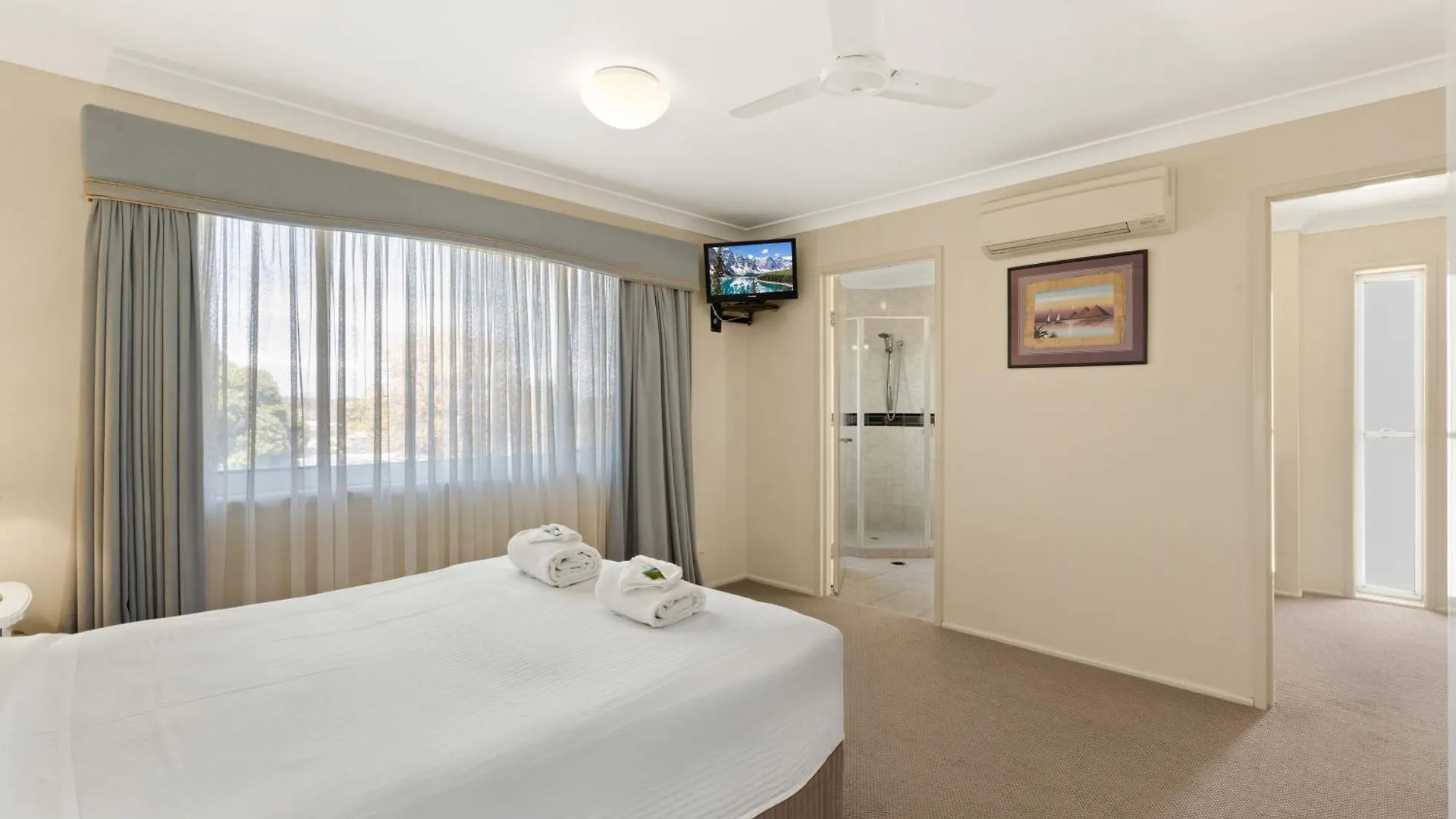 Aparthotel Charlton On The Esplanade Hervey Bay 4*,  Austrálie