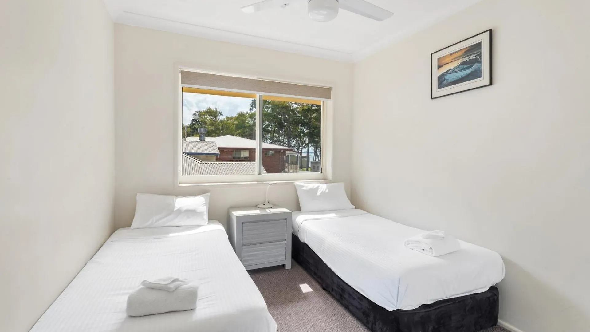 Aparthotel Charlton On The Esplanade Hervey Bay 4*,